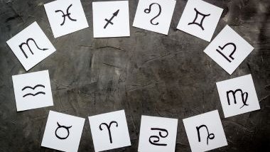Horóscopo do dia de hoje (24/08/2025): previsões dos signos para domingo