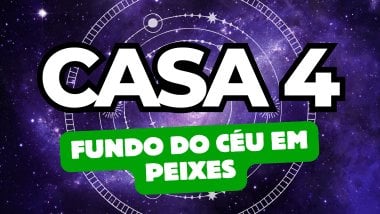 Há um escrito grande "CASA 4" no centro da imagem. Embaixo e um pouco menor, há um escrito "FUNDO DO CÉU EM PEIXES". Ao fundo, há o universo e círculos com ícones de planetas e estrelas.