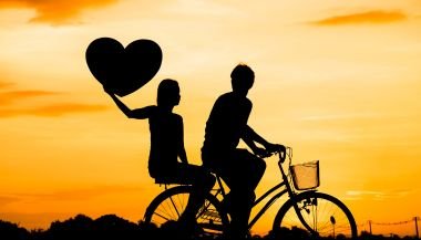 Horóscopo do dia: previsões de hoje (28/01) para os signos - Dê permissão ao amor