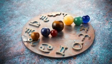 Horóscopo do dia de hoje (21/12): previsões dos signos para sábado