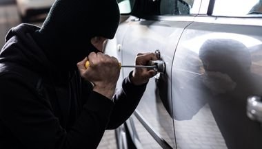 Significado de sonhar com carro roubado