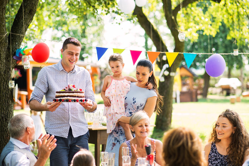 Família em festa de aniversário