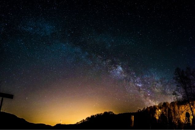 imagem de um céu estrelado