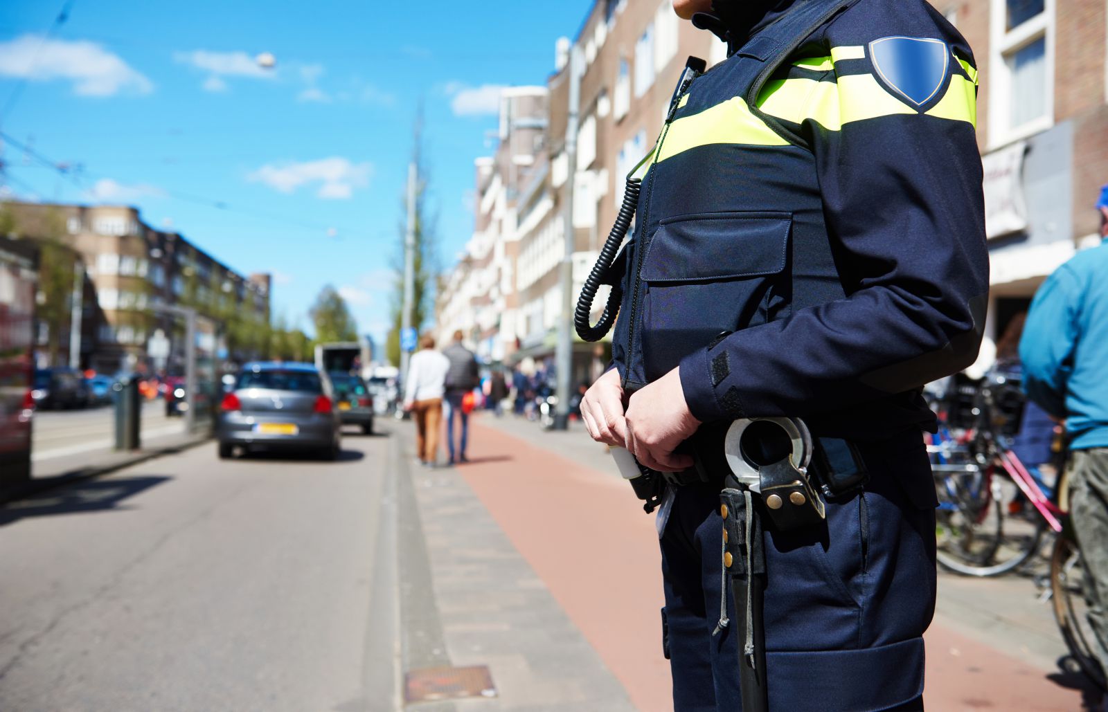 Policiais na rua 