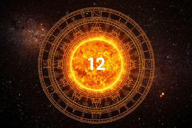 Imagem do Sol dentro de uma mandala astrológica com o número 12 no centro e ao fundo, o universo.