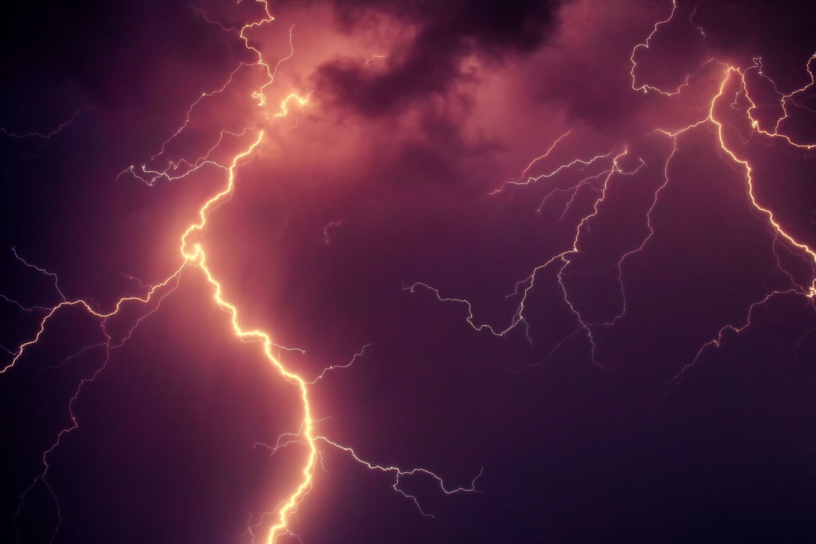 Céu com raios