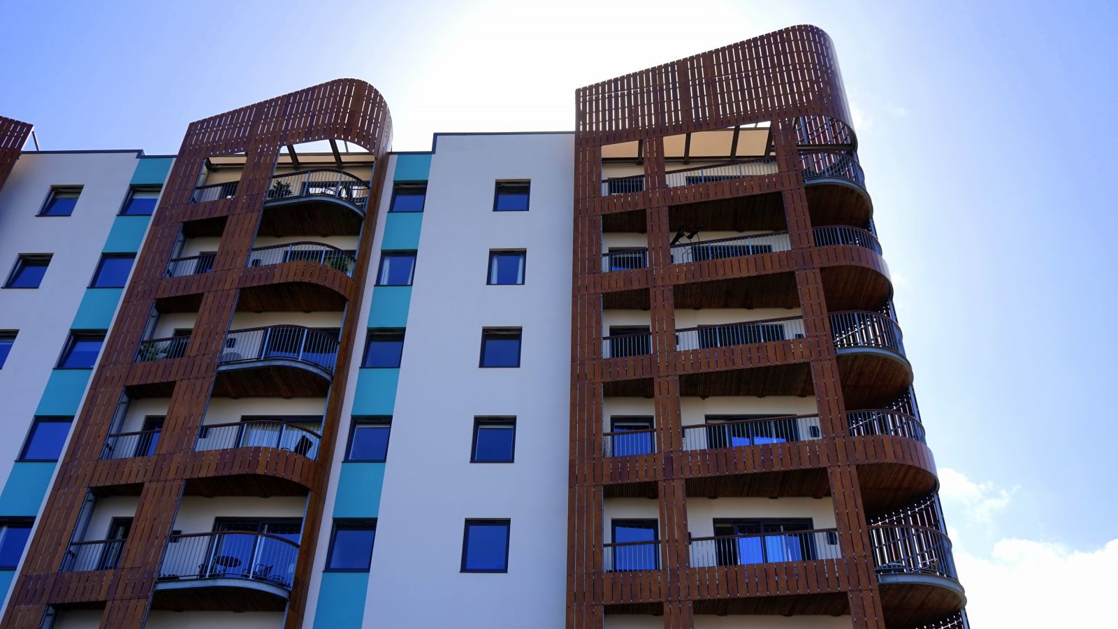 Prédio com apartamentos