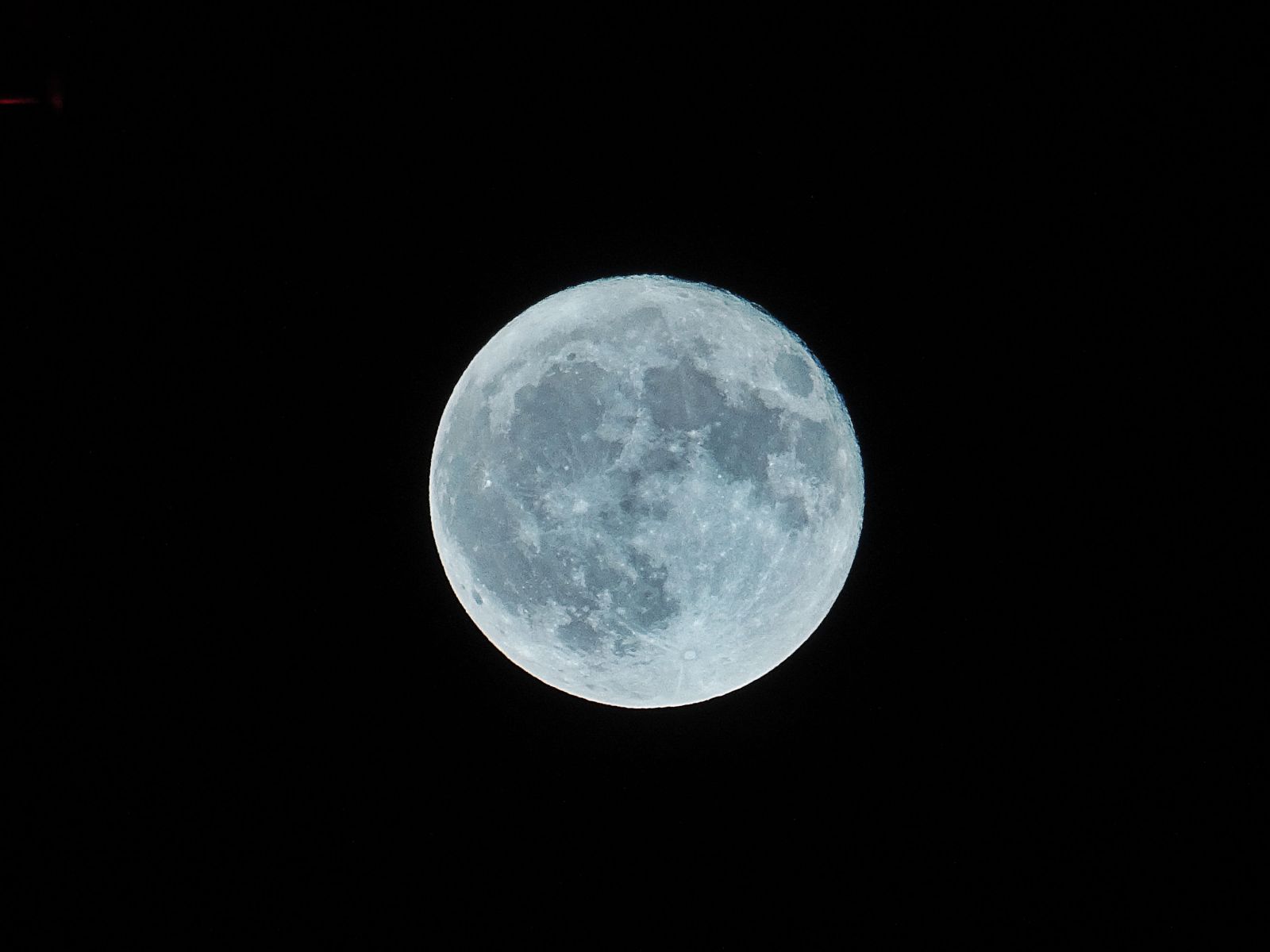 Lua cheia no céu