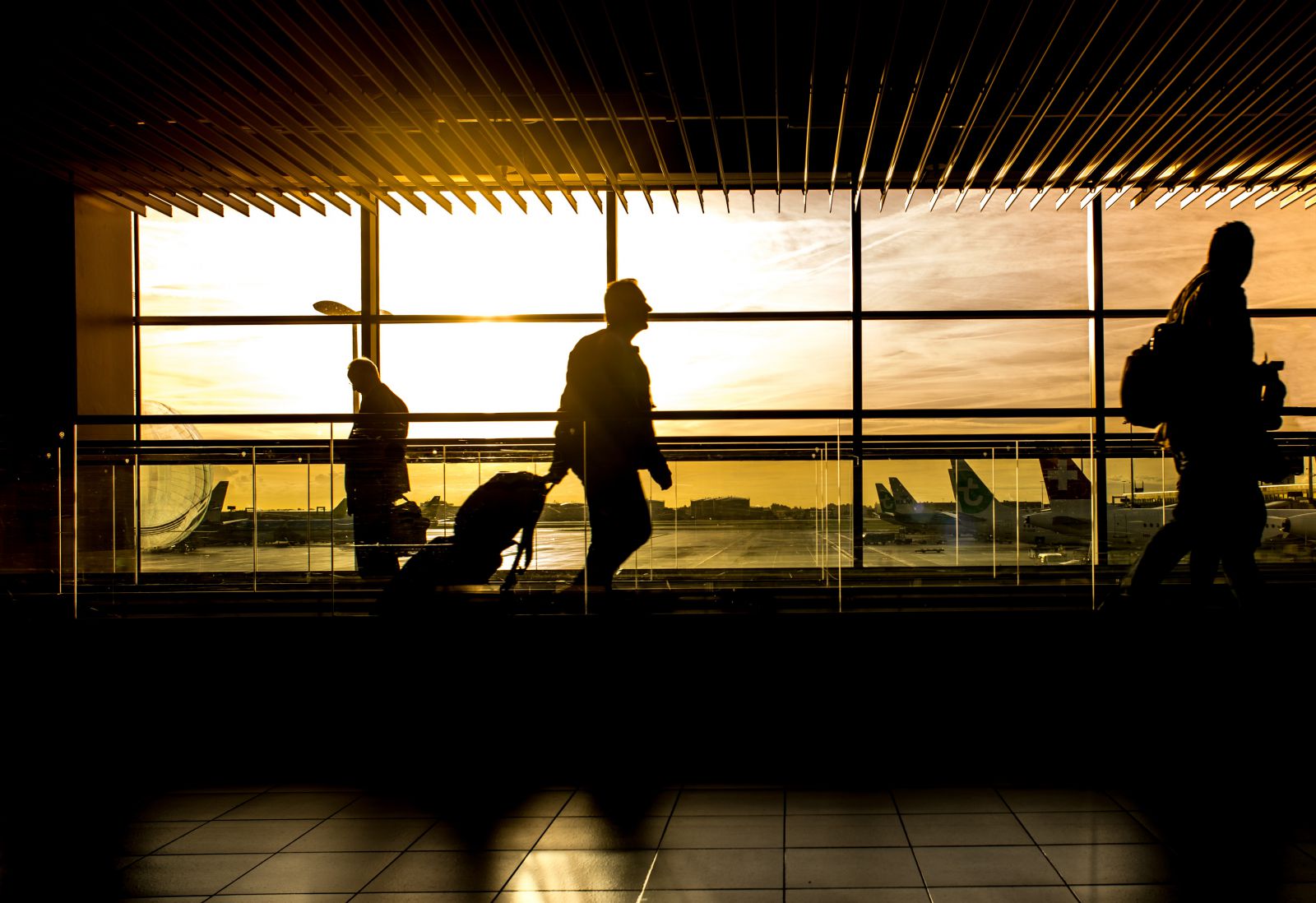 Pessoas no aeroporto